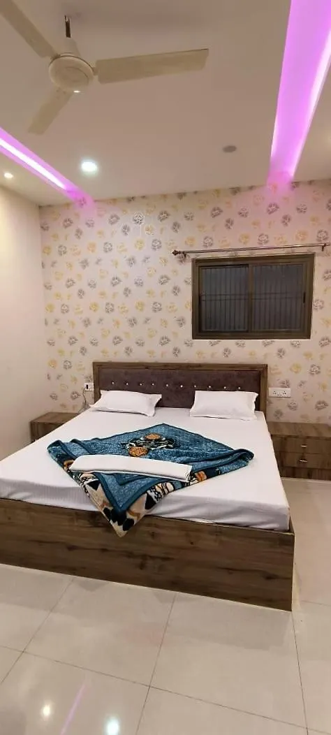 J.M.K. Home Stay Varanasi 0*,  Indien